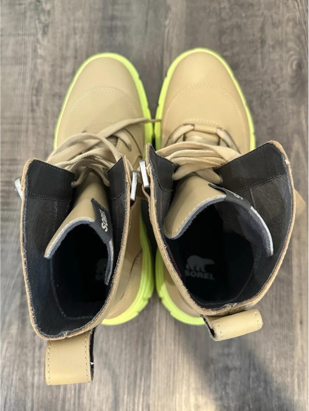 Sorel Caribou X Lace-Up Waterproof Platform Boots Women Sz 9.5 Tan Green Leather